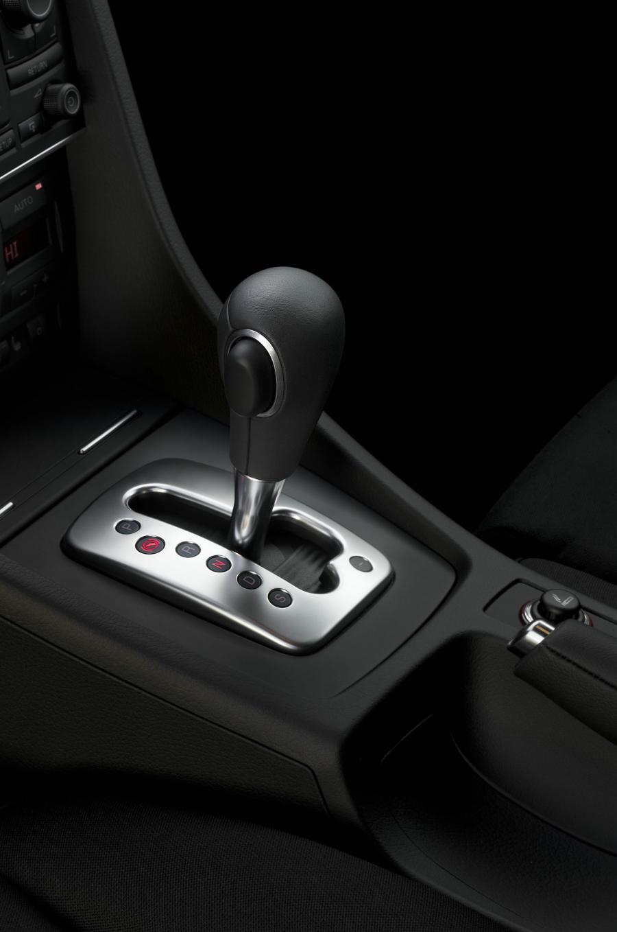  Seat Exeo 2.0 TDI with CVT Multitronic 2011 года  (фото 7 из 21)